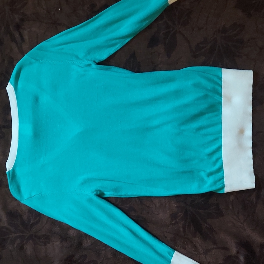 5 for $10  M&M Sweater - Picture 5 of 7